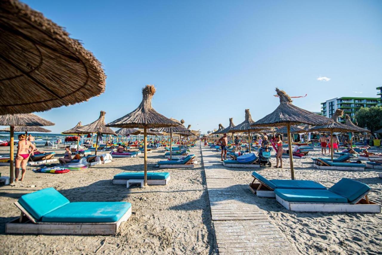 Apartament Katrina - Alezzi Beach - Sea View Năvodari Екстериор снимка